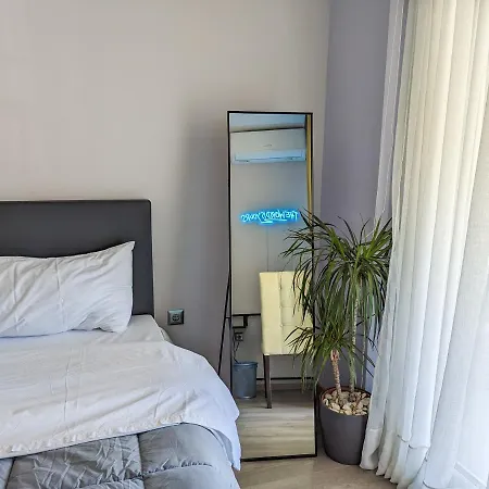 Appartamento Luxury With King-sized Bed *